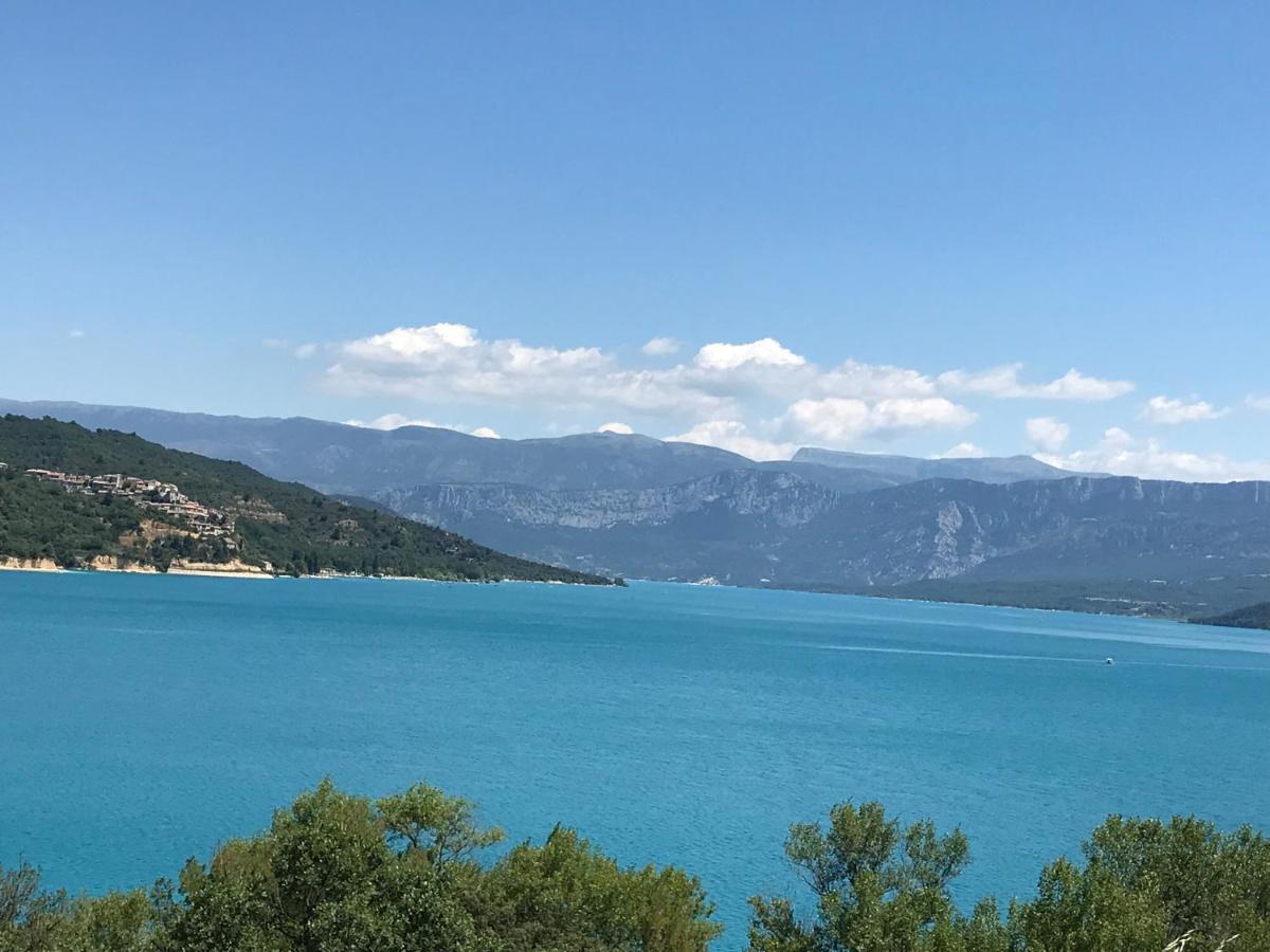 Chez Amali - Stielvolle Ferienwohnung In Der Provence Mit Terrasse Brignoles Zewnętrze zdjęcie